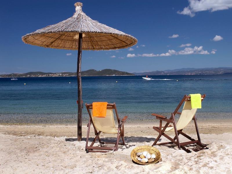 Akrathos Beach Hotel Ouranoupoli Exterior photo