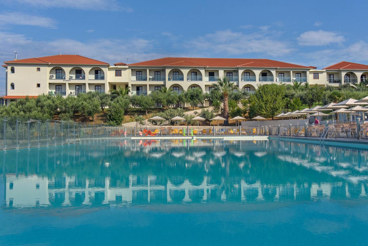 Akrathos Beach Hotel Ouranoupoli Exterior photo