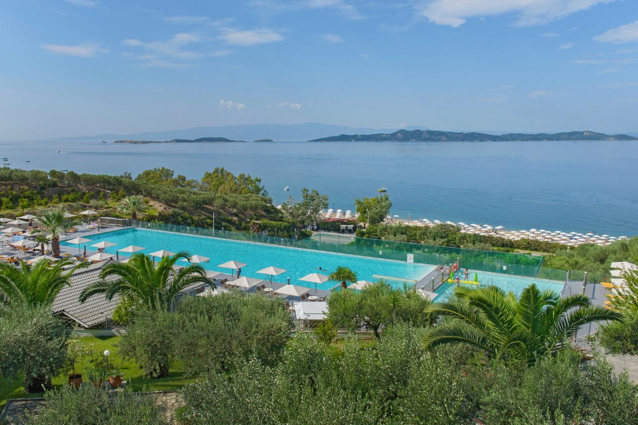 Akrathos Beach Hotel Ouranoupoli Exterior photo