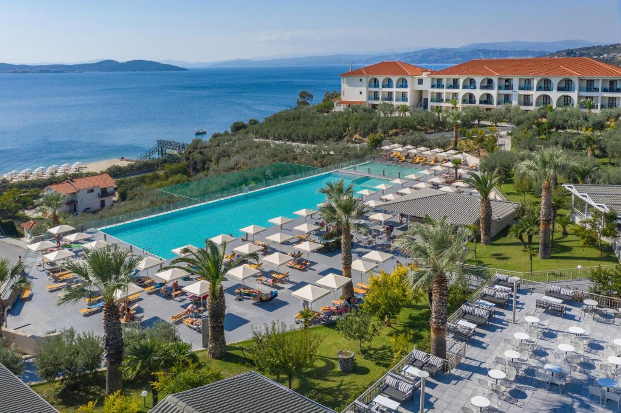 Akrathos Beach Hotel Ouranoupoli Exterior photo